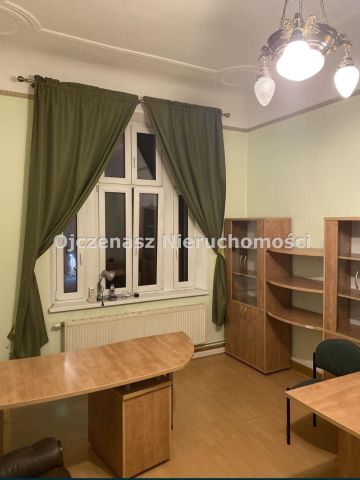 Mieszkanie 4-pokojowe Bydgoszcz Śródmieście. Zdjęcie 2