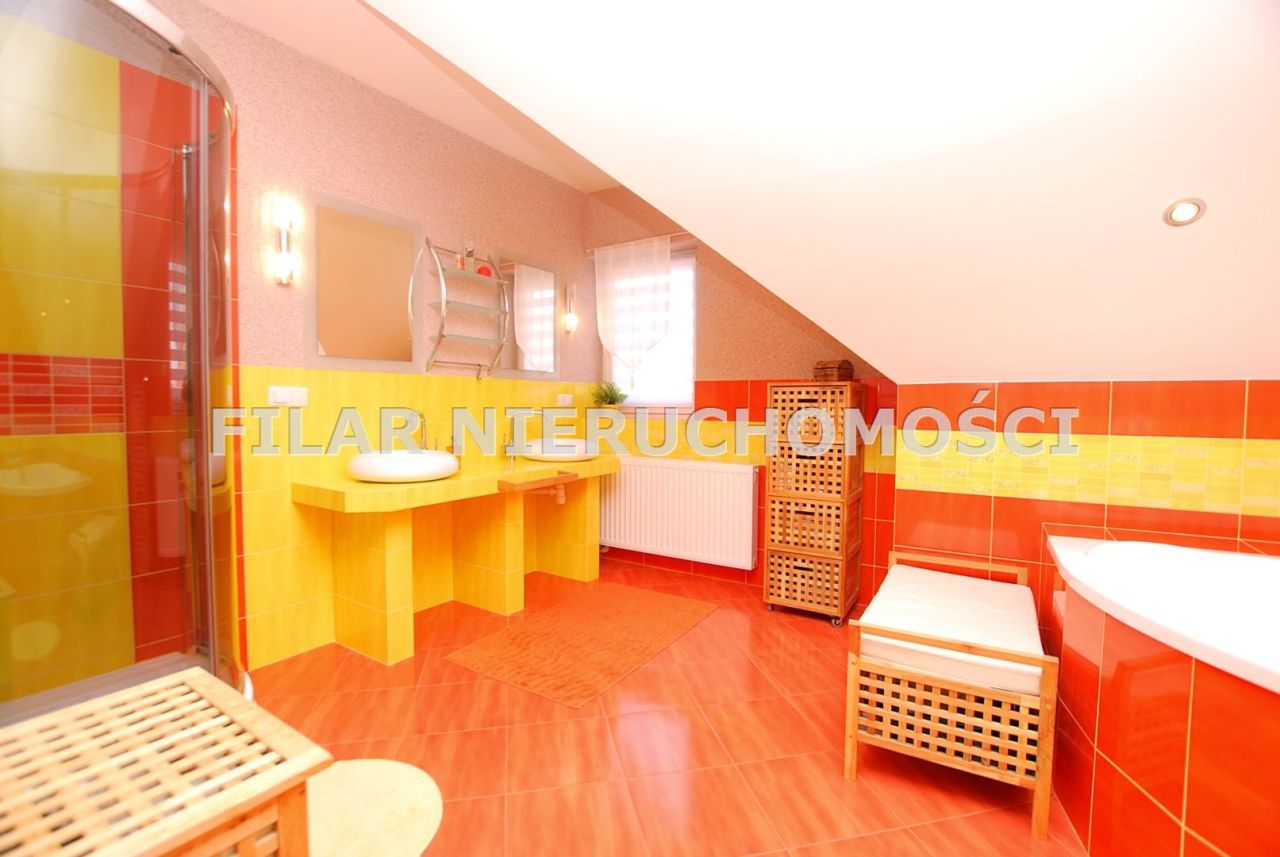 dom wolnostojący, 5 pokoi Osiek. Zdjęcie 6