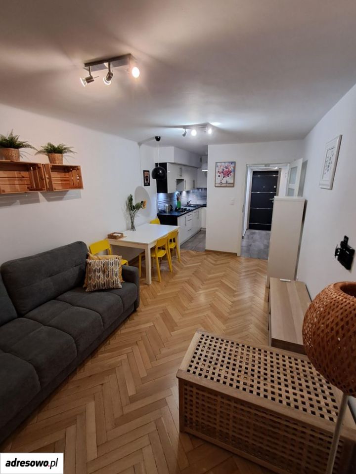 Mieszkanie 2-pokojowe Warszawa Śródmieście, al. Jana Pawła II. Zdjęcie 2