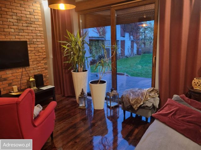 dom wolnostojący, 10 pokoi Pogorzela, ul. Glinki. Zdjęcie 1