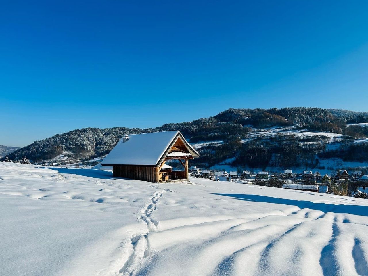 dom wolnostojący, 2 pokoje Tokarnia Gębkowa. Zdjęcie 6