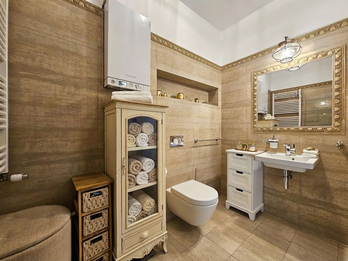 Mieszkanie 5-pokojowe Łódź Górna. Zdjęcie 12