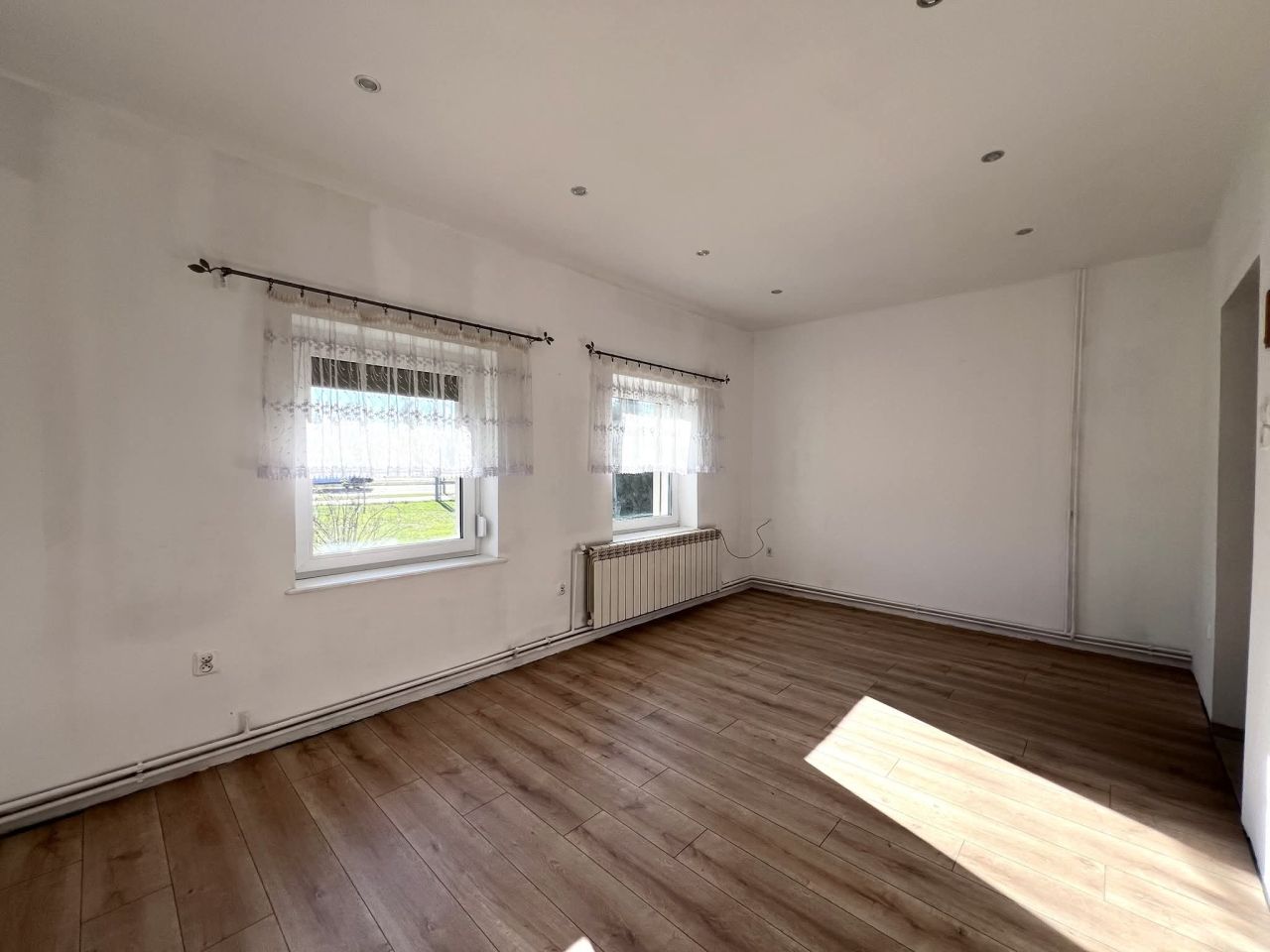 bliźniak, 2 pokoje Leszno Zatorze, ul. Szybowników. Zdjęcie 6