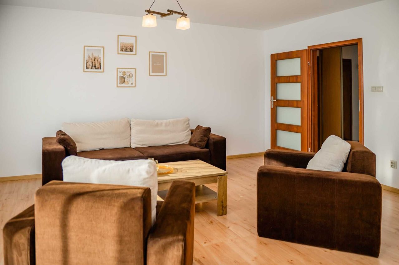 Biuro Jelenia Góra Zabobrze. Zdjęcie 4