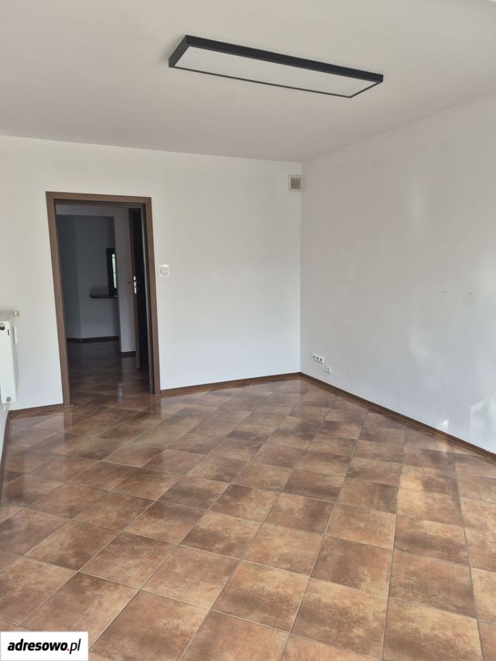 Poslovni prostor, 30 m²
