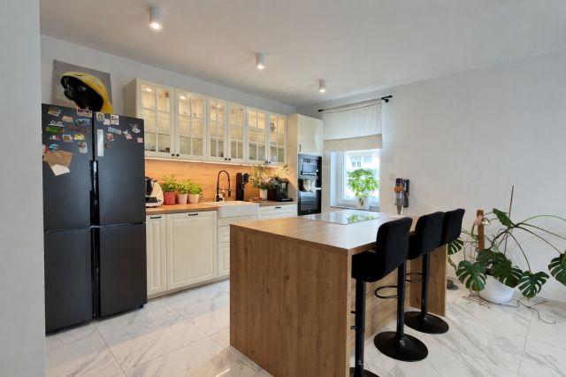 Mieszkanie 3-pokojowe Głogów, ul. Mechaniczna. Zdjęcie 1