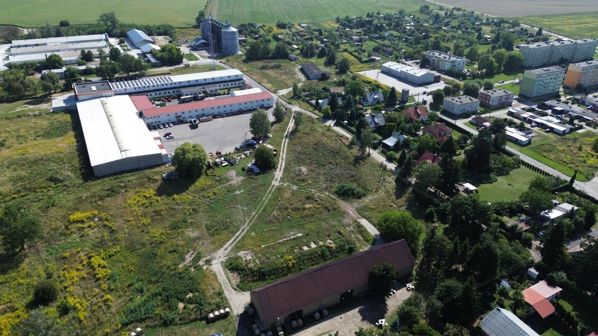 Działka inwestycyjna Wawrów. Zdjęcie 1