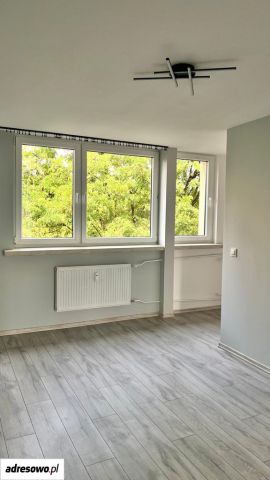 Mieszkanie 3-pokojowe Chorzów Centrum, ul. Różana. Zdjęcie 1