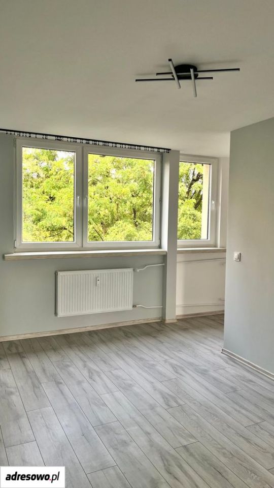 Mieszkanie 3-pokojowe Chorzów Centrum, ul. Różana. Zdjęcie 1