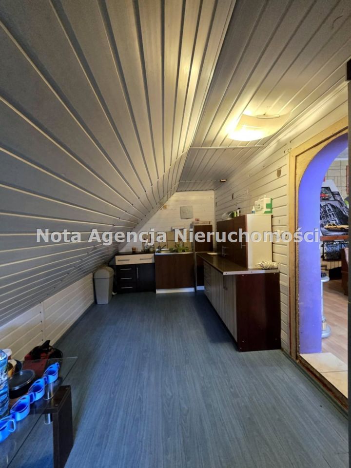 dom wolnostojący, 11 pokoi Głuszyca. Zdjęcie 11