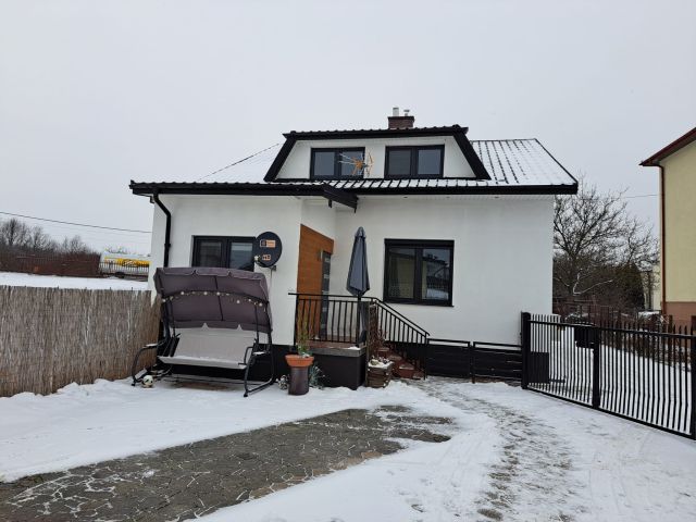 dom wolnostojący, 4 pokoje Końskie, ul. Spacerowa. Zdjęcie 2