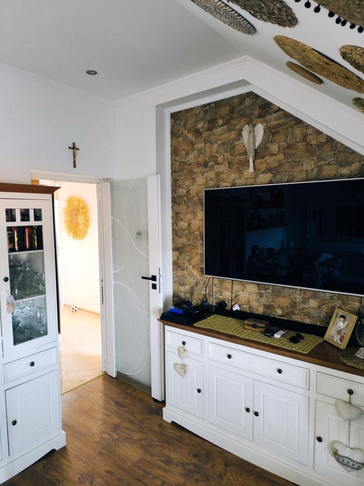 Mieszkanie 3-pokojowe Ostrów. Zdjęcie 3