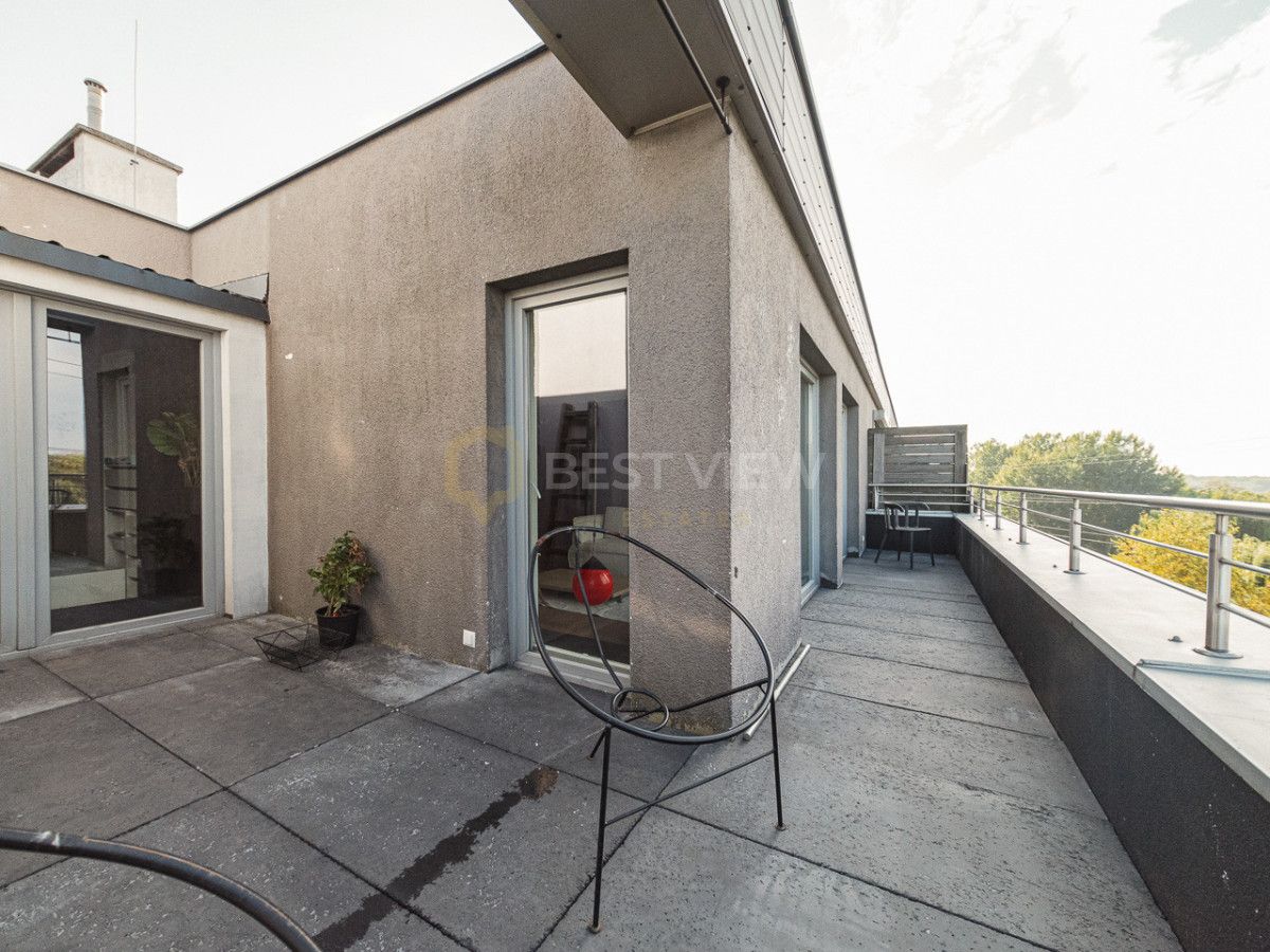 Mieszkanie 8-pokojowe Warszawa Targówek. Zdjęcie 10