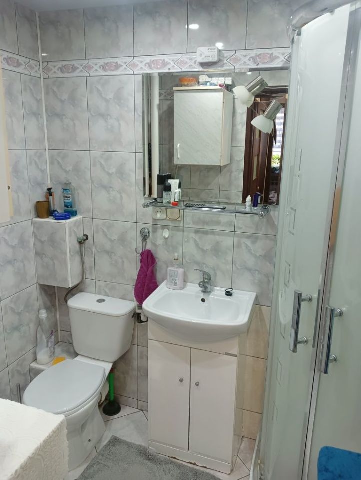 Mieszkanie 2-pokojowe Ożarów. Zdjęcie 3