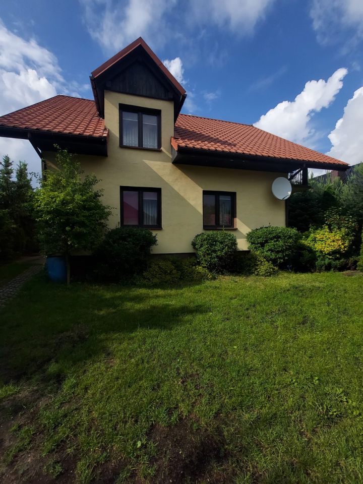 dom wolnostojący, 5 pokoi Mierzęcice Łubne, ul. Sosnowa