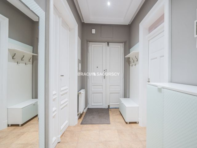 Mieszkanie 3-pokojowe Kraków Stare Miasto, ul. Józefa Szujskiego. Zdjęcie 9