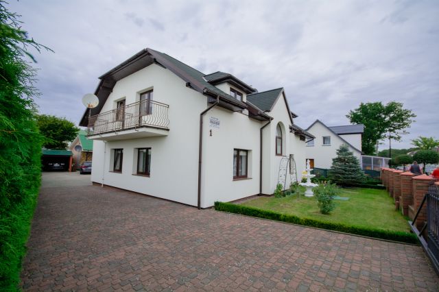 dom wolnostojący, 8 pokoi Pobierowo, ul. Zgody. Zdjęcie 1