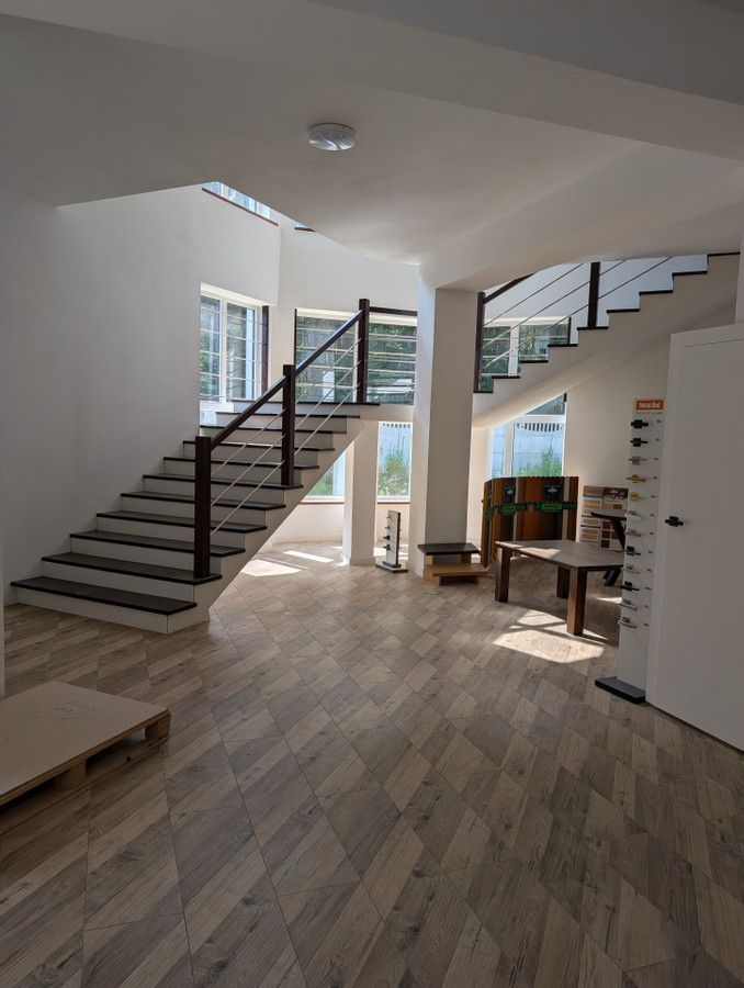 Hala/magazyn Brzeźnica. Zdjęcie 3