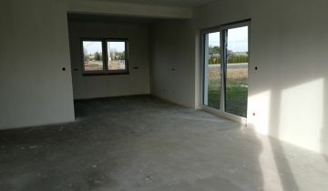 dom wolnostojący, 3 pokoje Zalesie