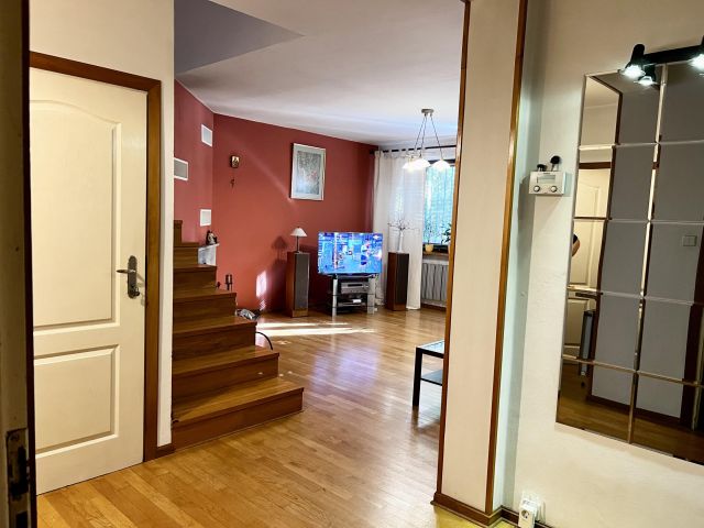 dom szeregowy, 8 pokoi Warszawa Targówek, ul. Lecha. Zdjęcie 1