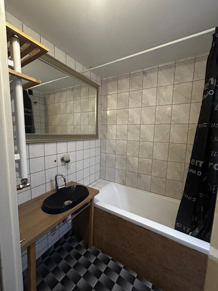 Mieszkanie 3-pokojowe Bełchatów, os. Budowlanych. Zdjęcie 7