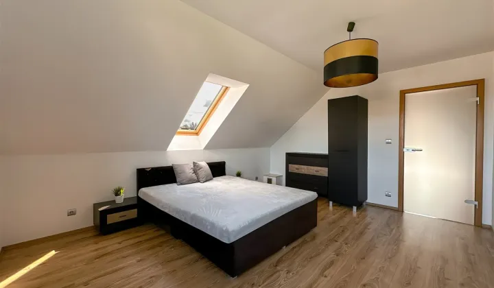 dom wolnostojący, 4 pokoje Bielsko-Biała Komorowice Krakowskie