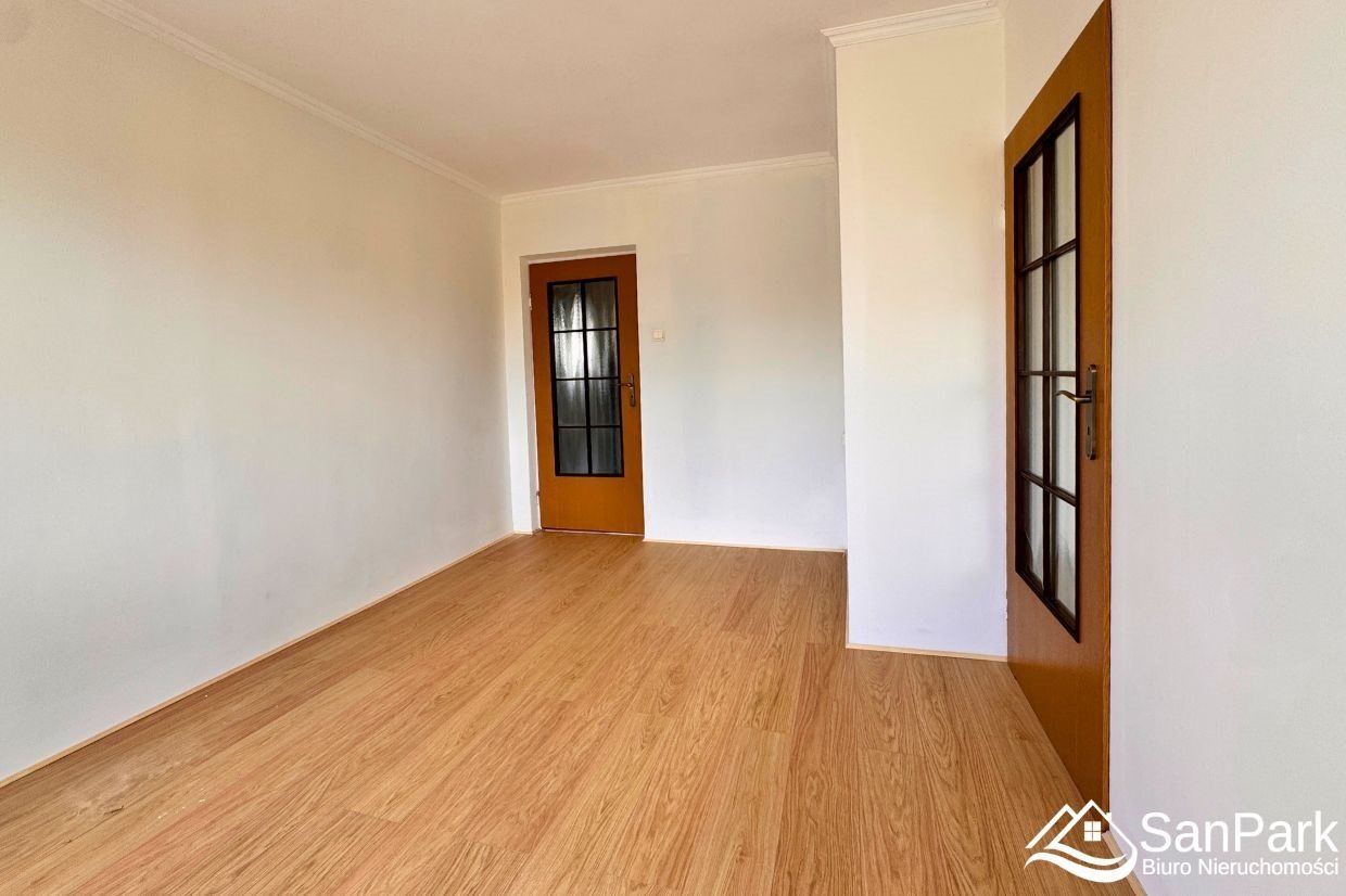 Mieszkanie 4-pokojowe Lesko, ul. Słowackiego. Zdjęcie 3