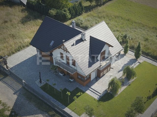 dom wolnostojący, 6 pokoi Rzeszów Budziwój, ul. Budziwojska. Zdjęcie 1