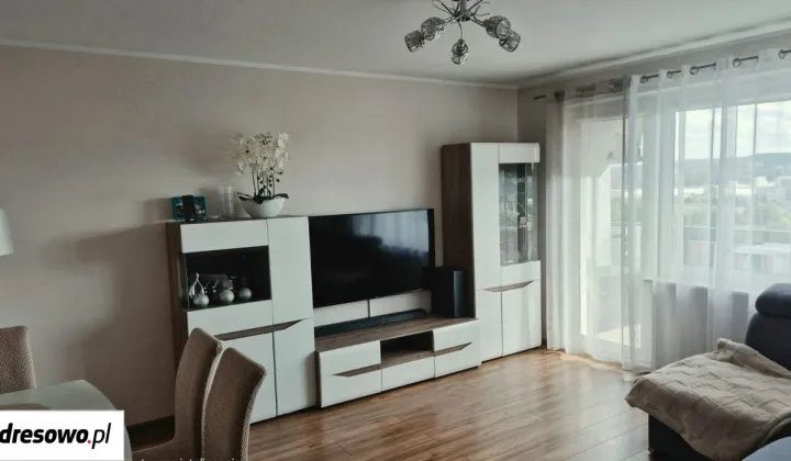 Mieszkanie 3-pokojowe Gdynia Obłuże, ul. adm. J. Unruga