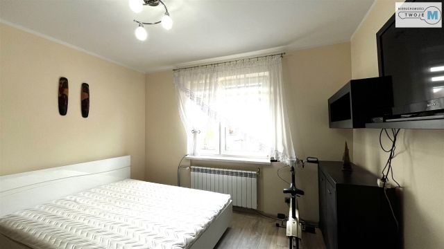 bliźniak, 3 pokoje Suchedniów. Zdjęcie 5