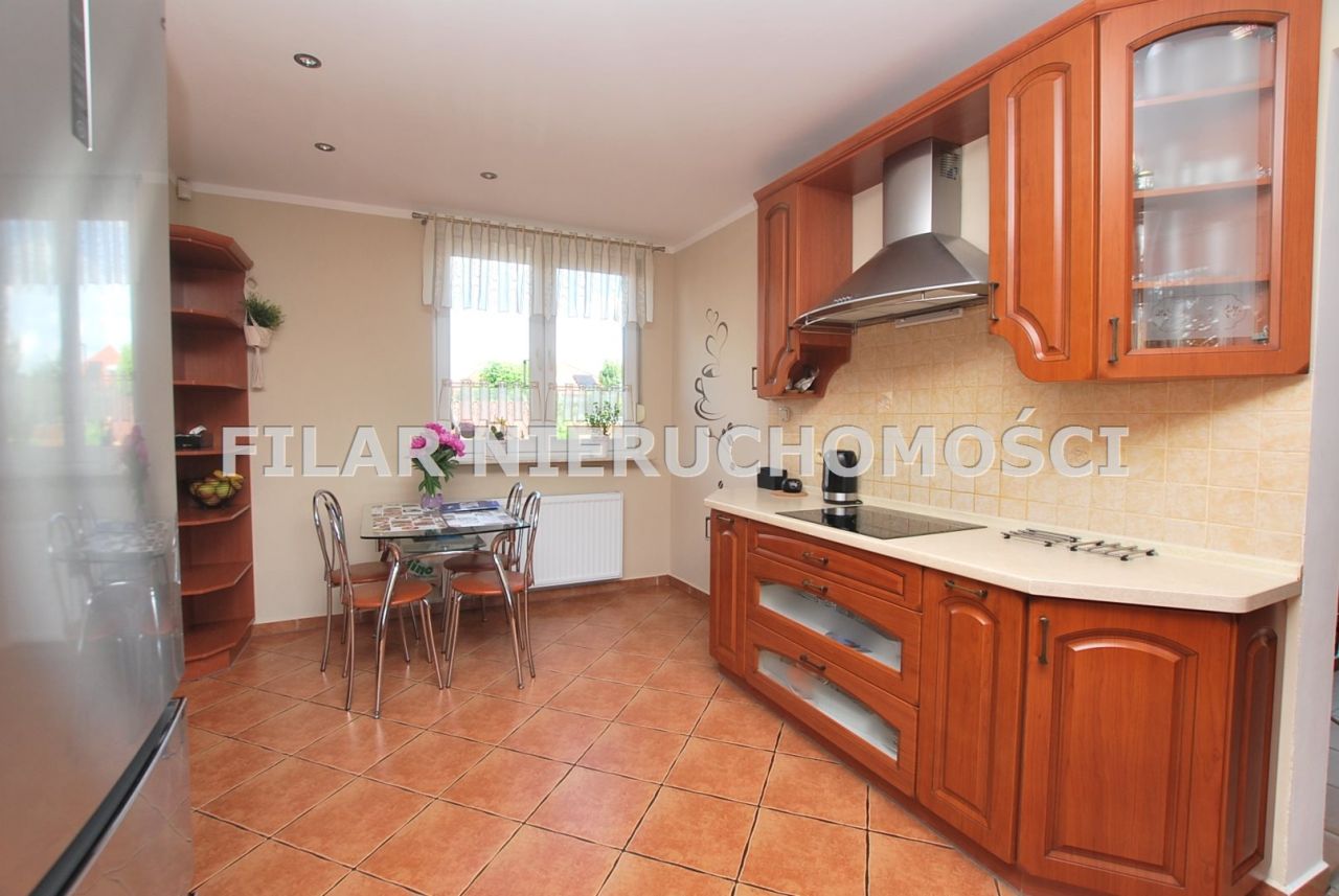 dom wolnostojący, 5 pokoi Osiek. Zdjęcie 26