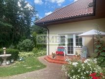 dom wolnostojący, 8 pokoi Łomianki Buraków, ul. Warszawska