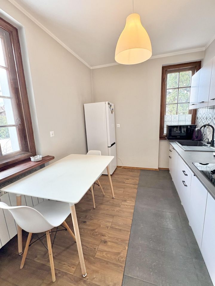 dworek, 11 pokoi Milanówek, ul. Kwiatowa. Zdjęcie 52