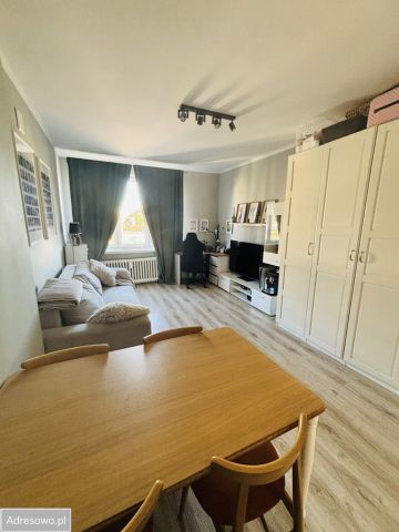 Mieszkanie 2-pokojowe Pabianice Centrum, ul. kard. Stefana Wyszyńskiego. Zdjęcie 1