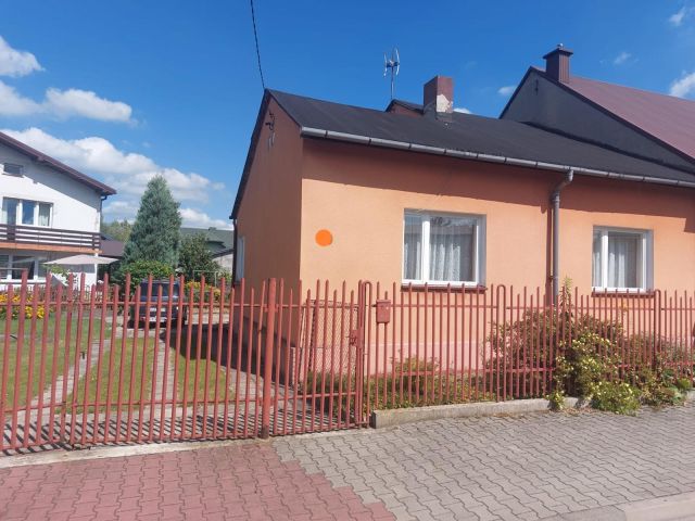 bliźniak, 3 pokoje Zawiercie Centrum, ul. Szklarska. Zdjęcie 1