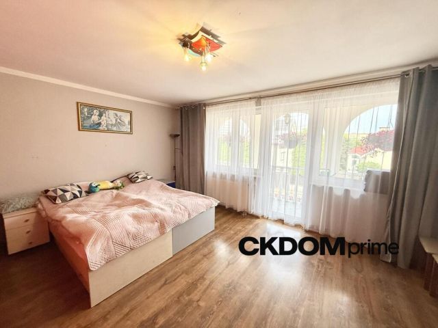 dom wolnostojący, 8 pokoi Kielce Barwinek. Zdjęcie 13
