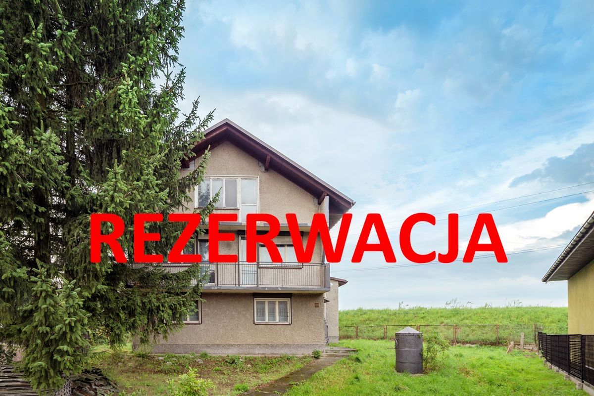 dom wolnostojący, 4 pokoje Łączany