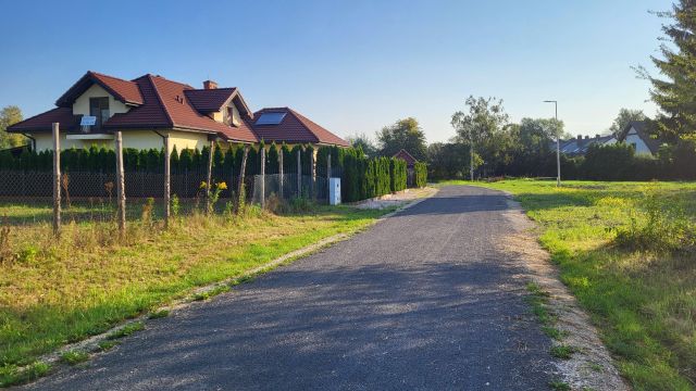 dom wolnostojący, 4 pokoje Stare Babice, Bajkowa. Zdjęcie 1