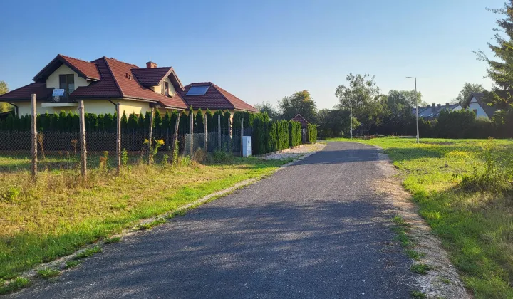 dom wolnostojący, 4 pokoje Stare Babice, Bajkowa