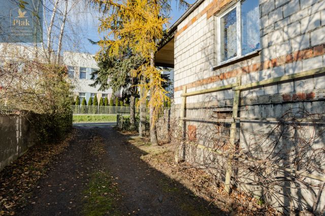 dom wolnostojący, 5 pokoi Tulce. Zdjęcie 4