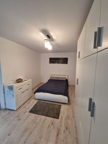 kamienica, 5 pokoi Jelenia Góra. Zdjęcie 12