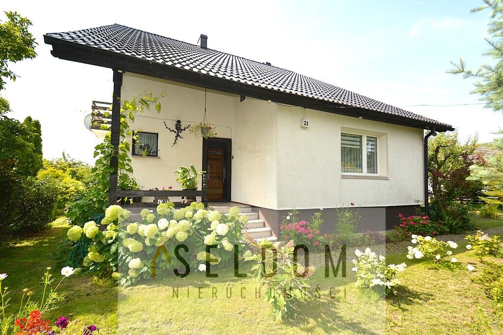 dom wolnostojący, 7 pokoi Domaszowice. Zdjęcie 2