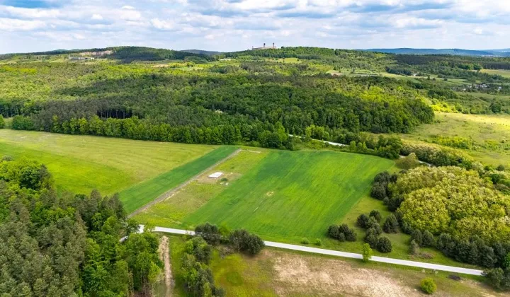 Działka budowlana Starochęciny