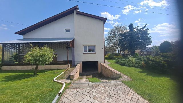 dom wolnostojący, 6 pokoi Giełczew. Zdjęcie 1