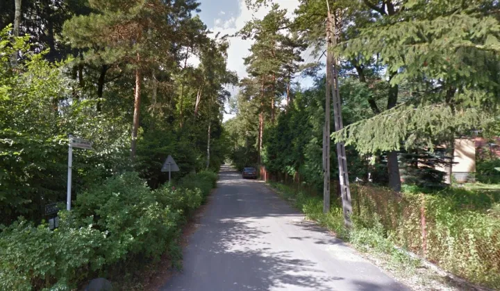 Działka budowlana Zalesie Górne, ul. Jałowcowa