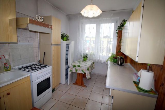 Mieszkanie 2-pokojowe Dzierżoniów, os. Kolorowe. Zdjęcie 1