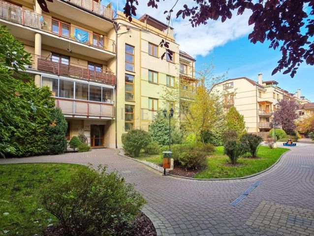 Mieszkanie 5-pokojowe Warszawa Włochy, ul. ks. Juliana Chrościckiego. Zdjęcie 13