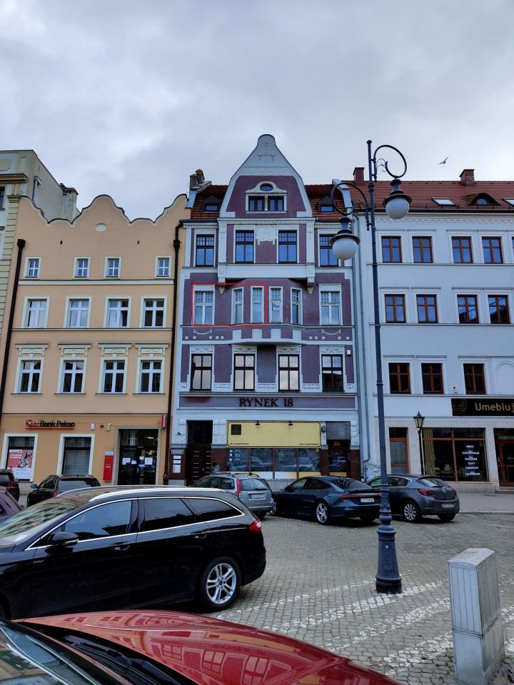 Biuro Dzierżoniów, rynek Rynek. Zdjęcie 2