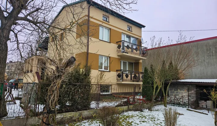 dom wolnostojący, 5 pokoi Jędrzejów