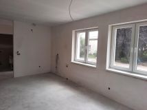 Mieszkanie 3-pokojowe Kraśnica Kraśnica-Kolonia. Zdjęcie 2